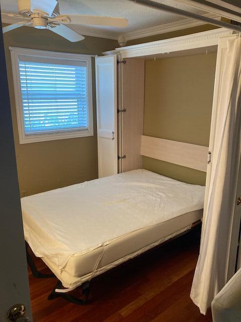 Palm Royal Apts - Residential