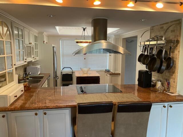 Palm Royal Apts - Residential