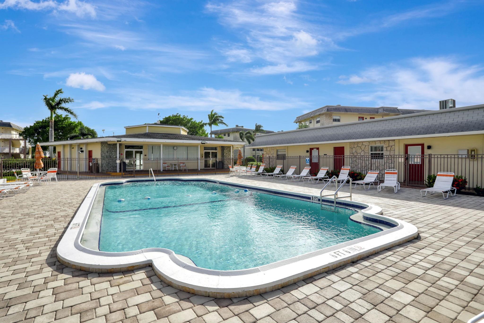 LAUDERHILL EAST - Residential