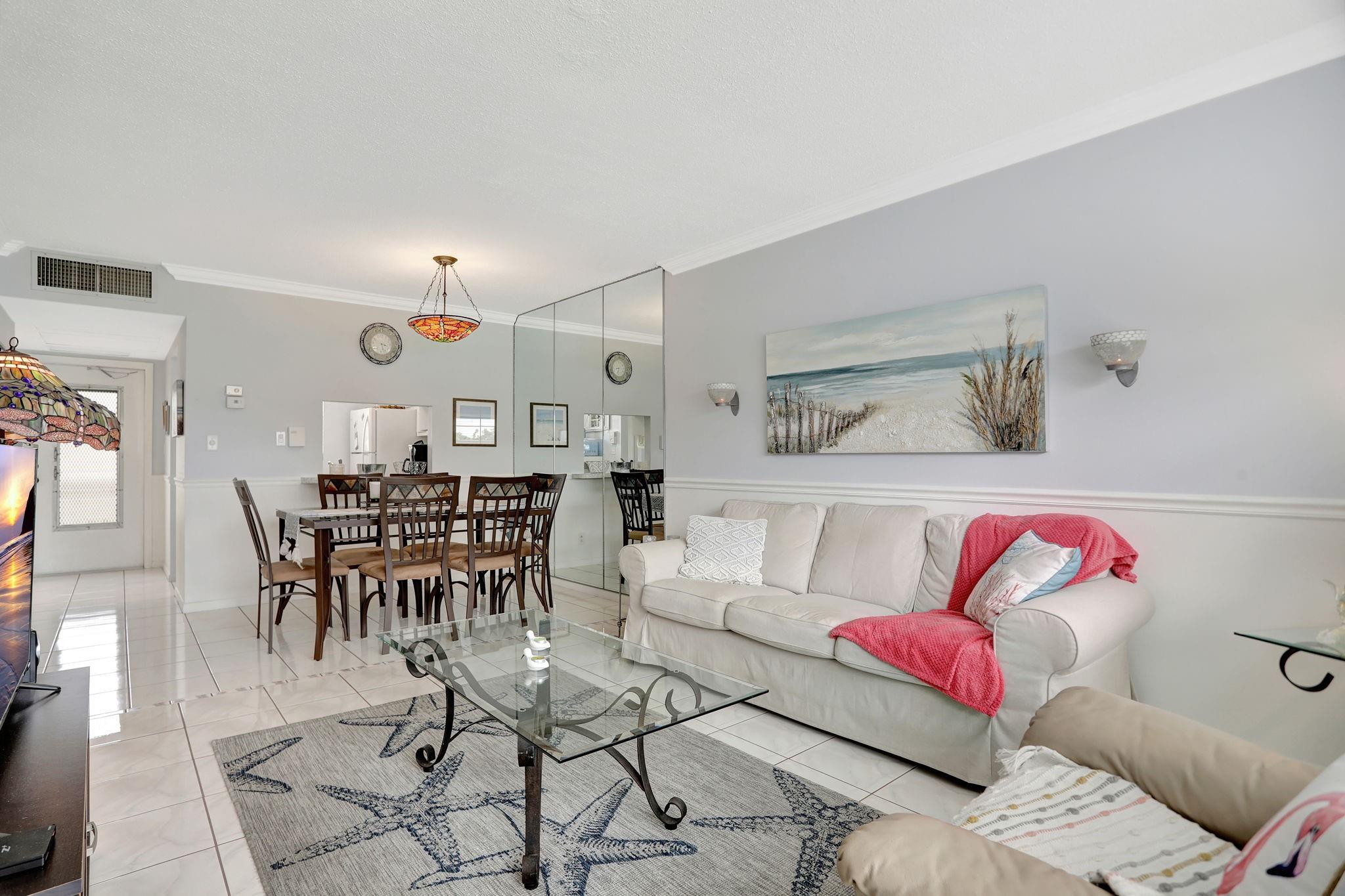 LAUDERHILL EAST - Residential