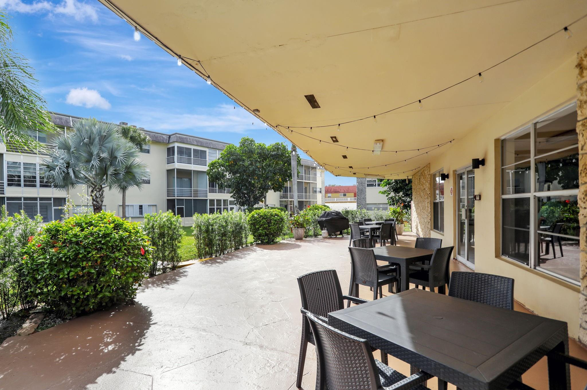 LAUDERHILL EAST - Residential