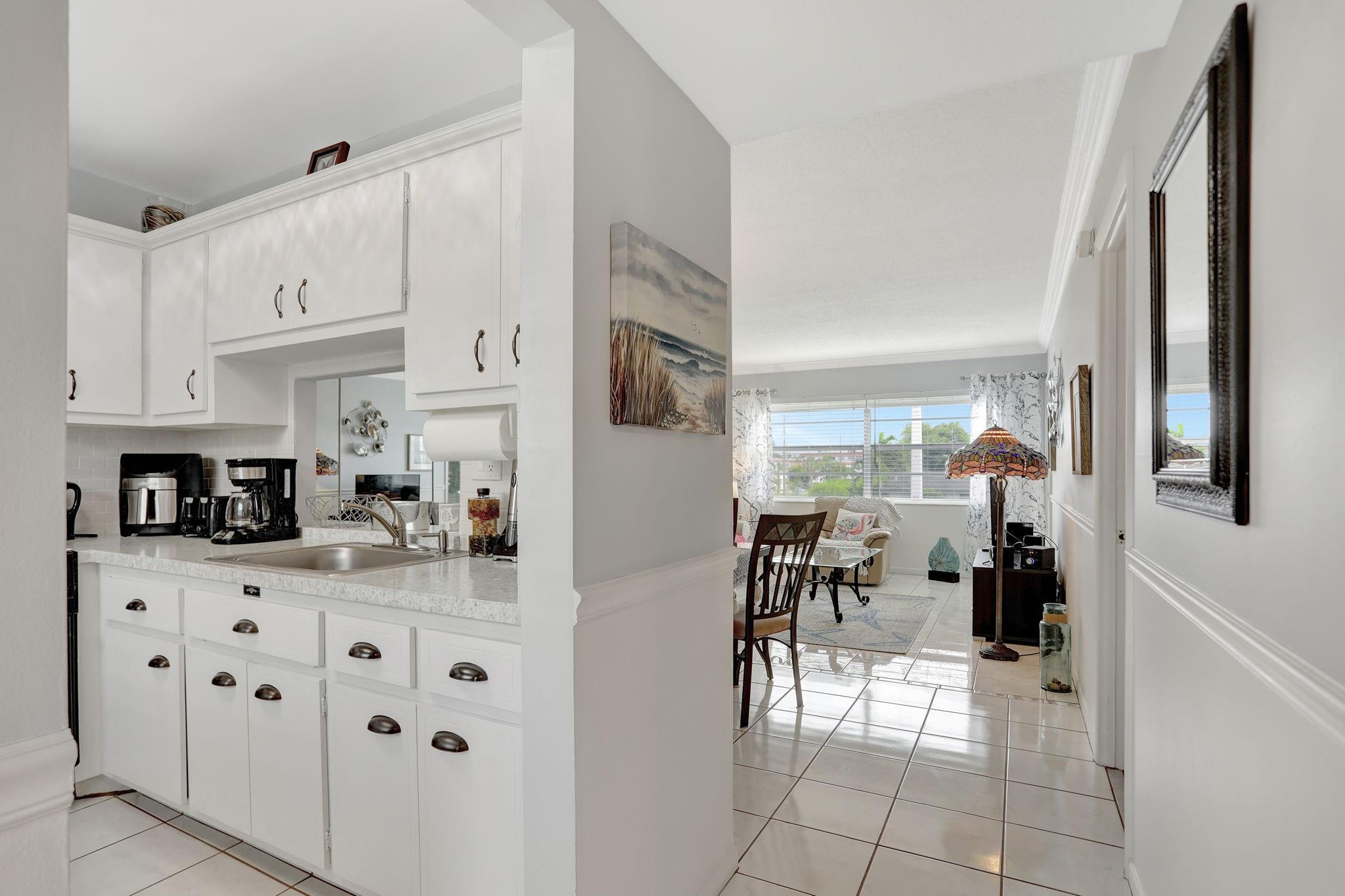 LAUDERHILL EAST - Residential