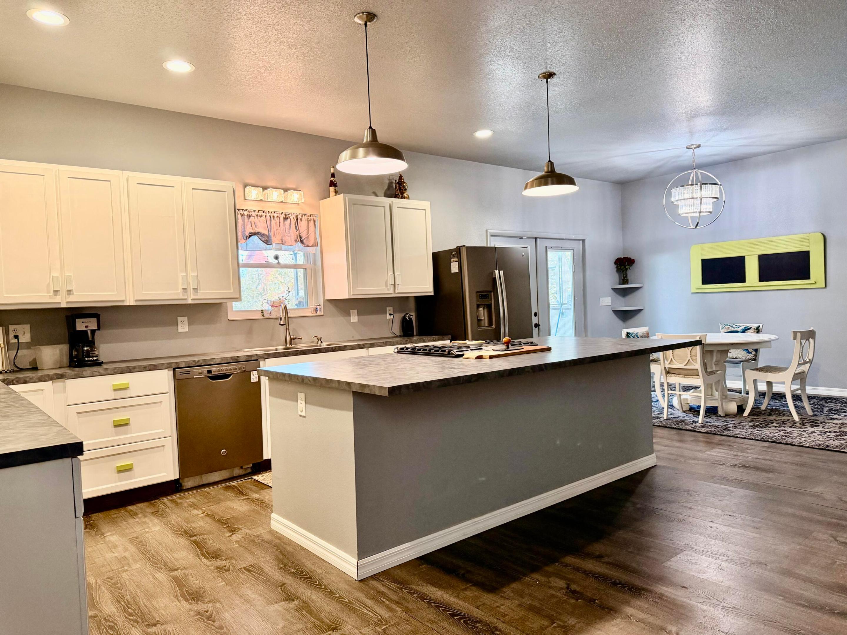 TRINKLE ESTATES - Residential