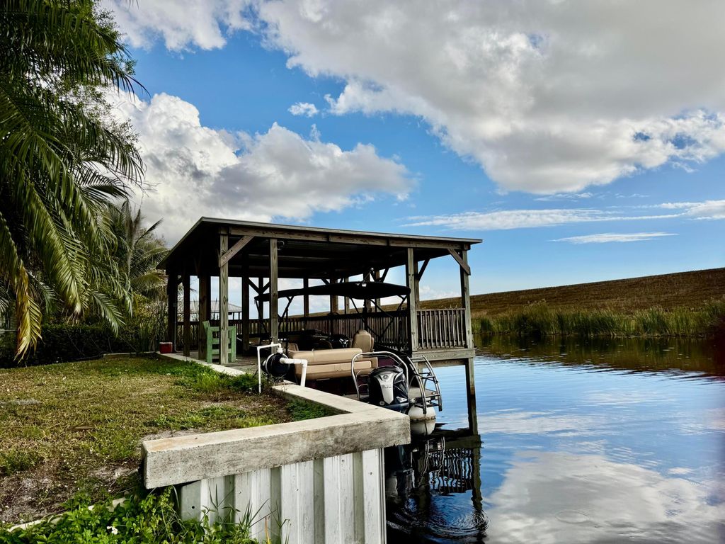 Photo of 4390 Us Highway 441 SE, Okeechobee, FL 34974 (MLS # R11161750)