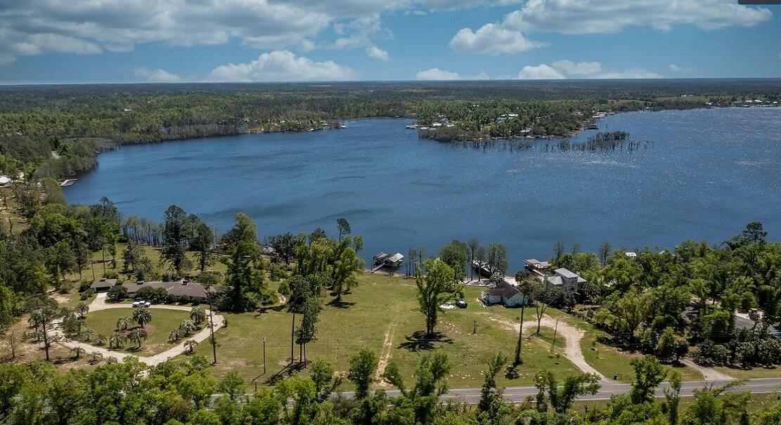 COMPASS LAKE HILLS - Land