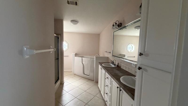 EAGLE RETREAT AT SAVANNA CLUB - Residential