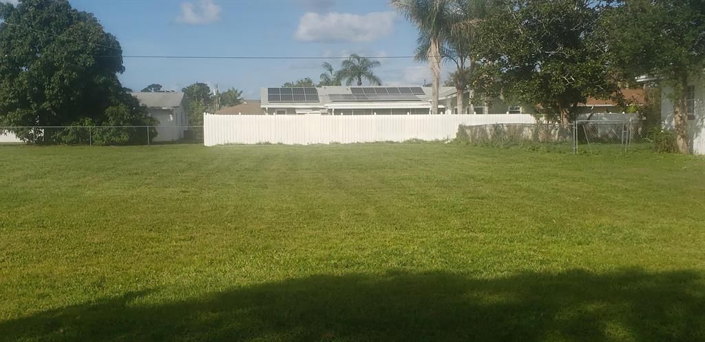 Photo of 417 SE Sunnydale Lane, Port Saint Lucie, FL 34983 (MLS # R10711847)