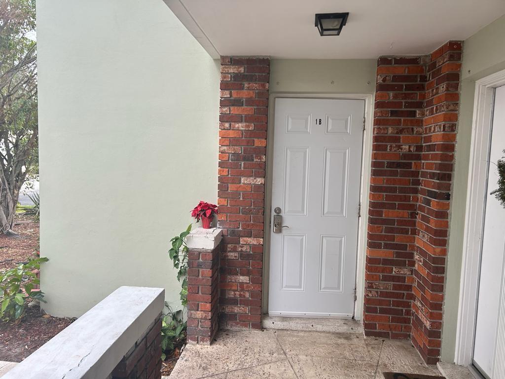 Coral Ridge Country Club - Residential Lease