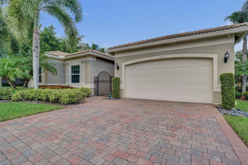 Photo of 12110 Bear River Road, Boynton Beach, FL 33473 (MLS # F10527686)
