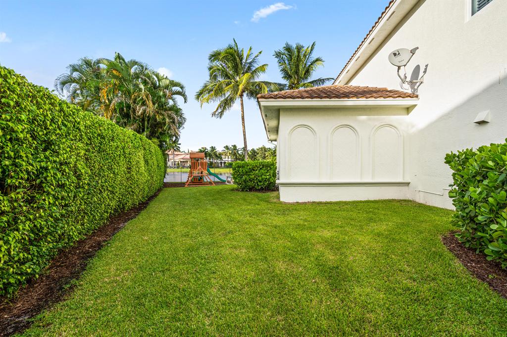 THE OAKS - Residential