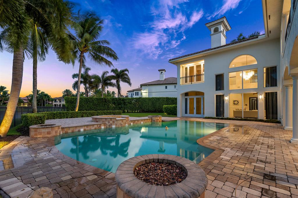 THE OAKS - Residential