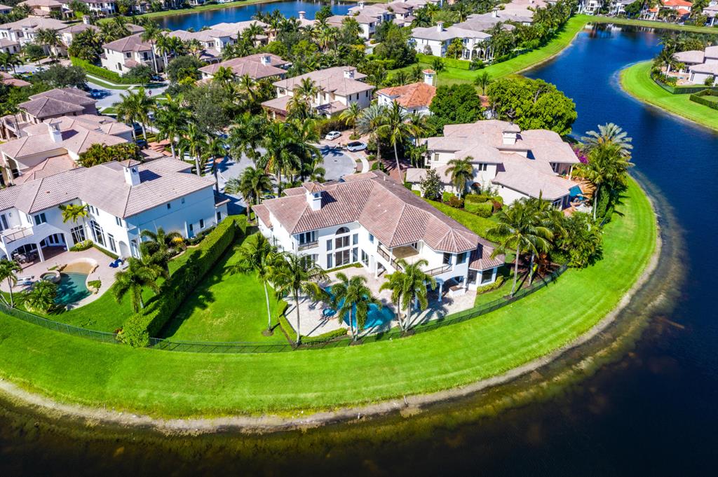 THE OAKS - Residential