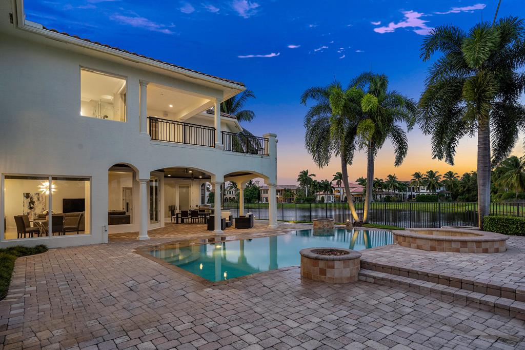 THE OAKS - Residential