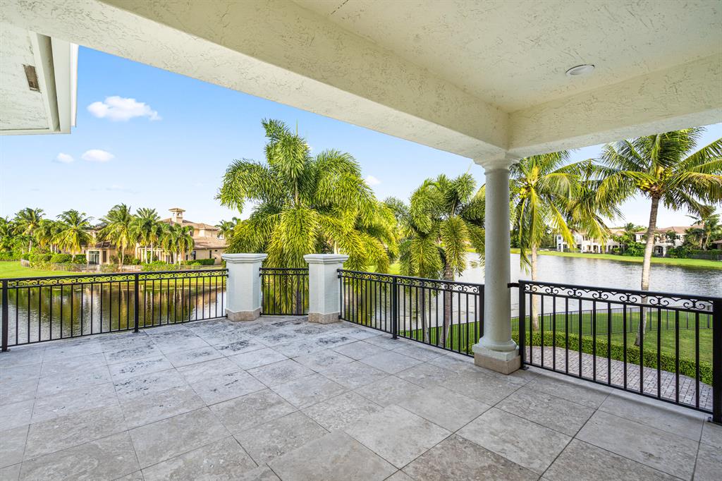 THE OAKS - Residential