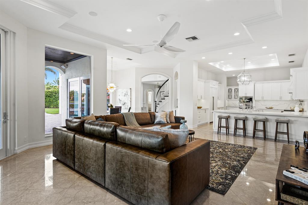 THE OAKS - Residential