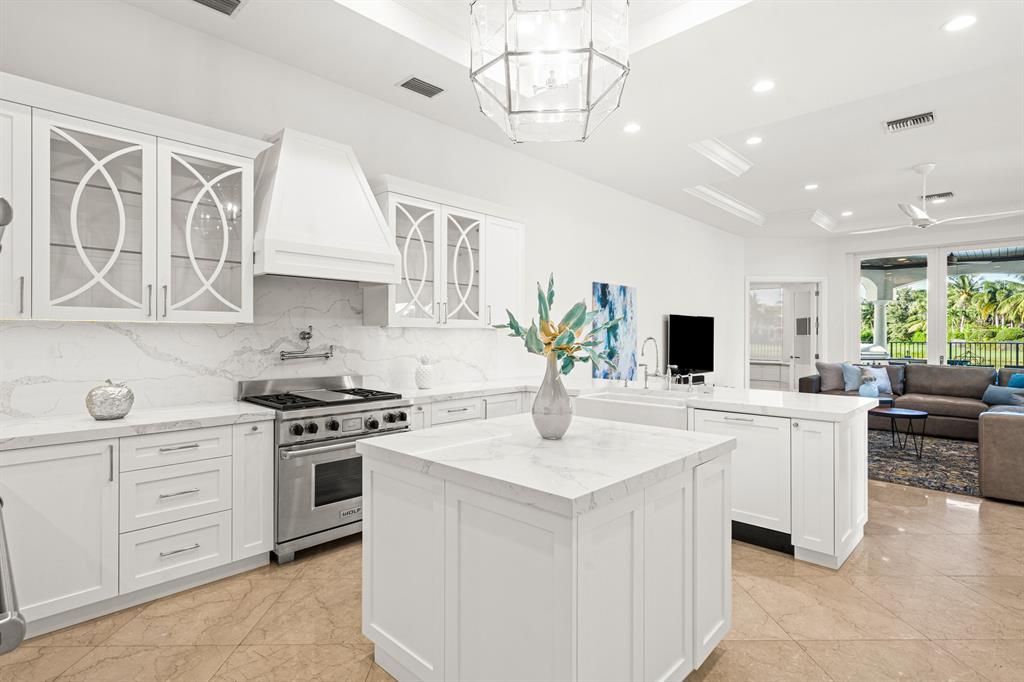 THE OAKS - Residential