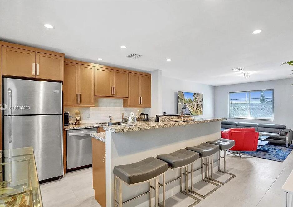 Photo of 618 NE 20th Street #1, Wilton Manors, FL 33305 (MLS # B26074060)