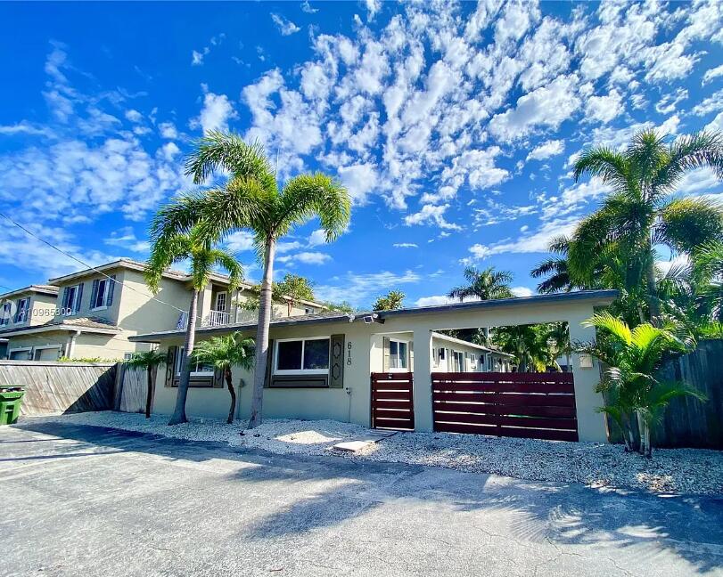 Photo of 618 NE 20th Street #1, Wilton Manors, FL 33305 (MLS # B26074060)