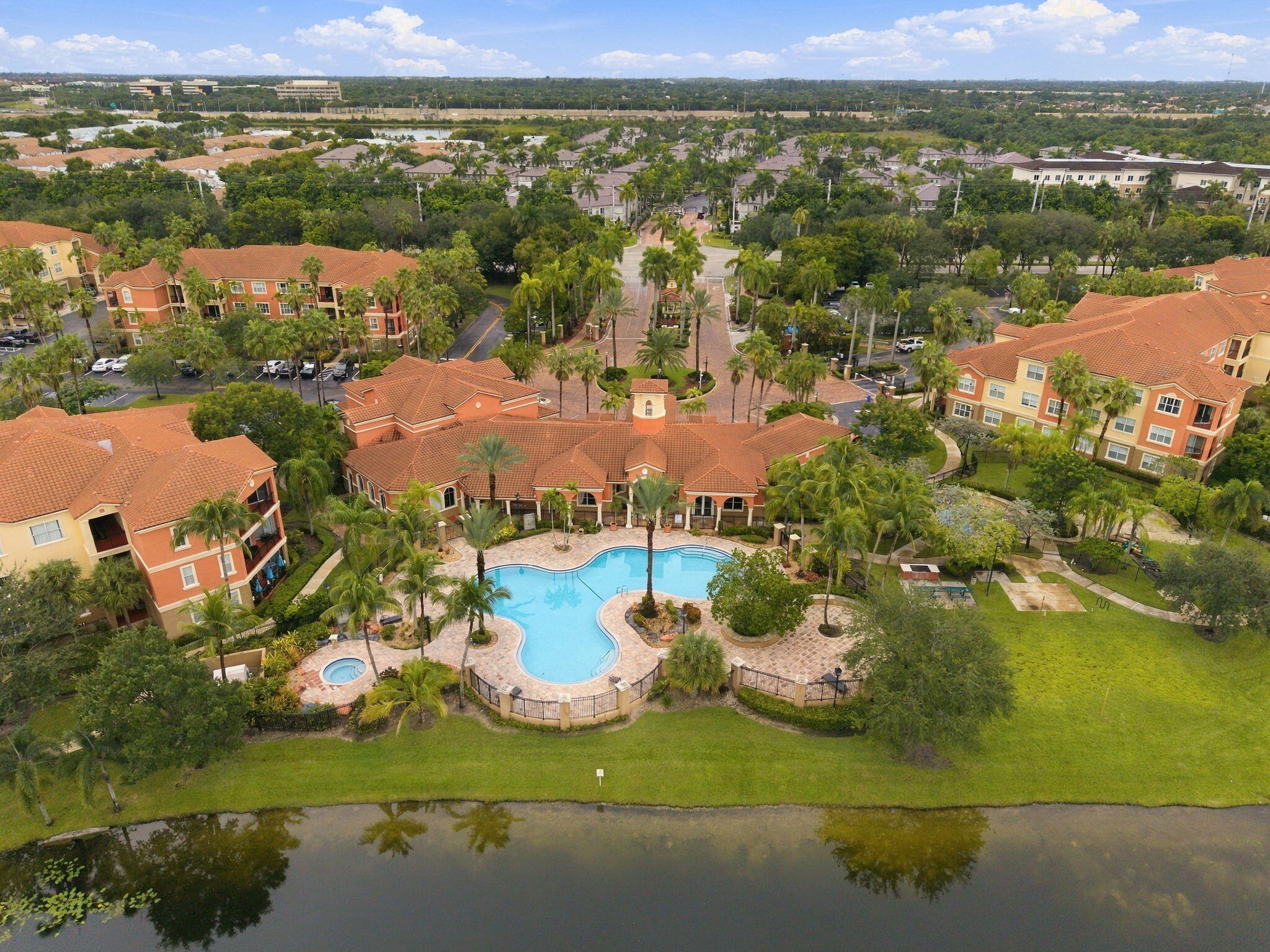 4700 SW 160TH Avenue 433, Miramar, FL, 33027/$369,900 3 4700 SW 160TH Avenue 433