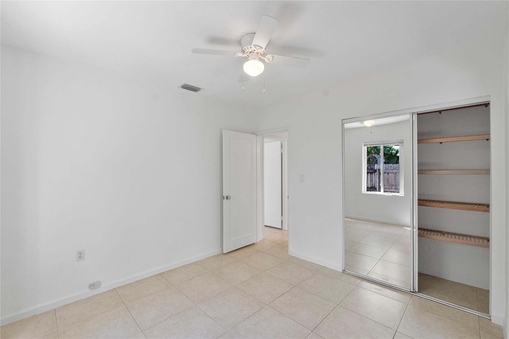 River Oaks - Residential Lease