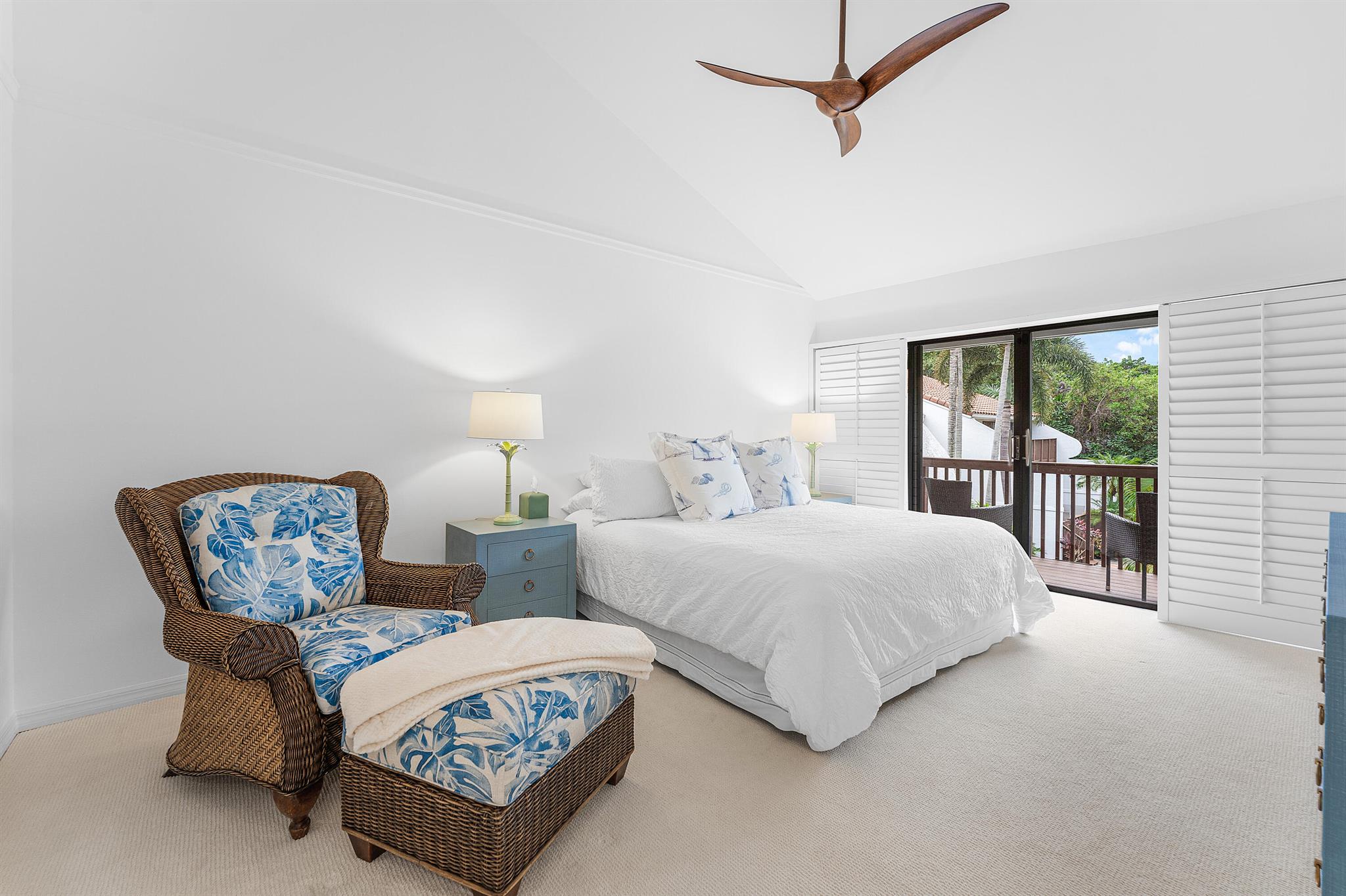 OCEAN RIDGE YACHT CLUB - Residential