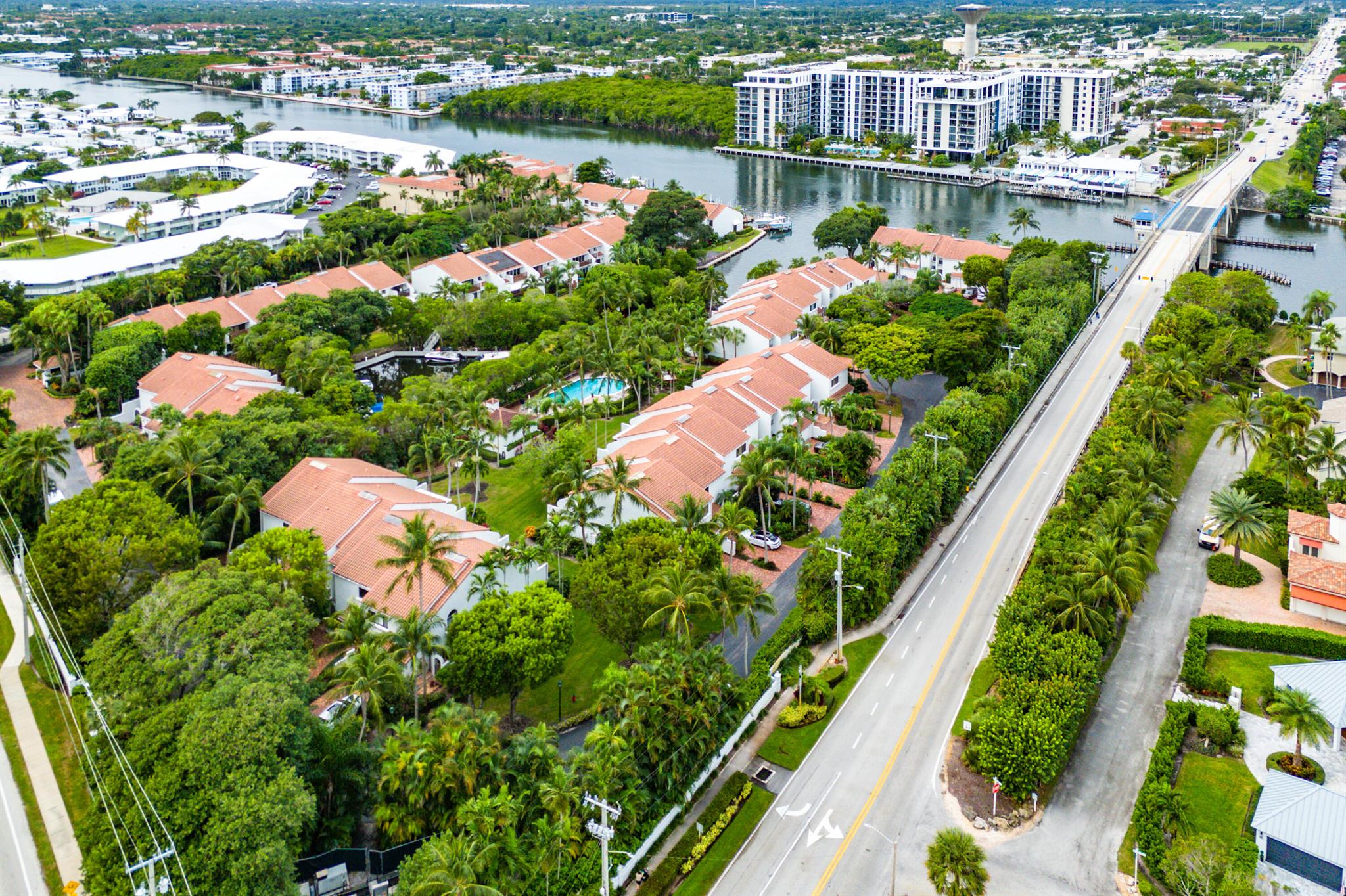 OCEAN RIDGE YACHT CLUB - Residential