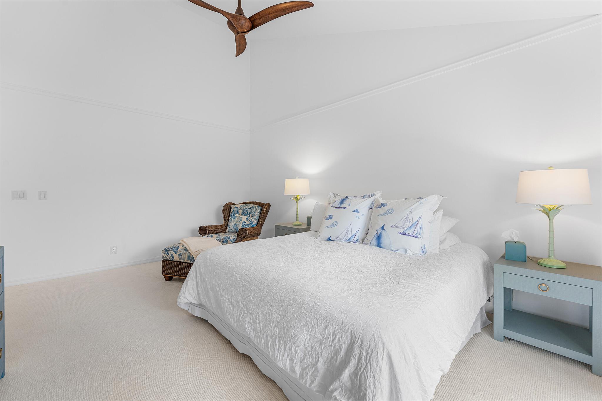 OCEAN RIDGE YACHT CLUB - Residential