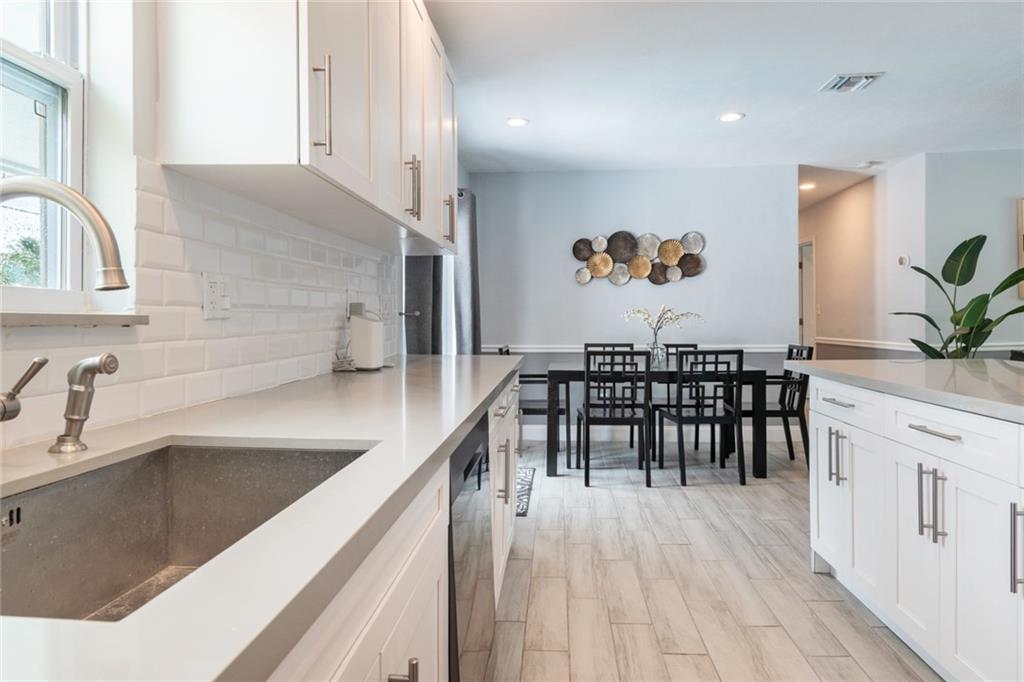 Heritage Homes 47-42 B - Residential