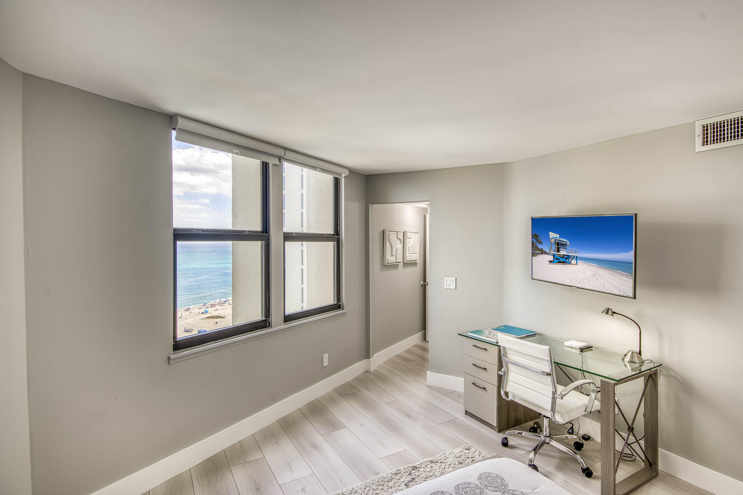 Phoenix Towers - Residential