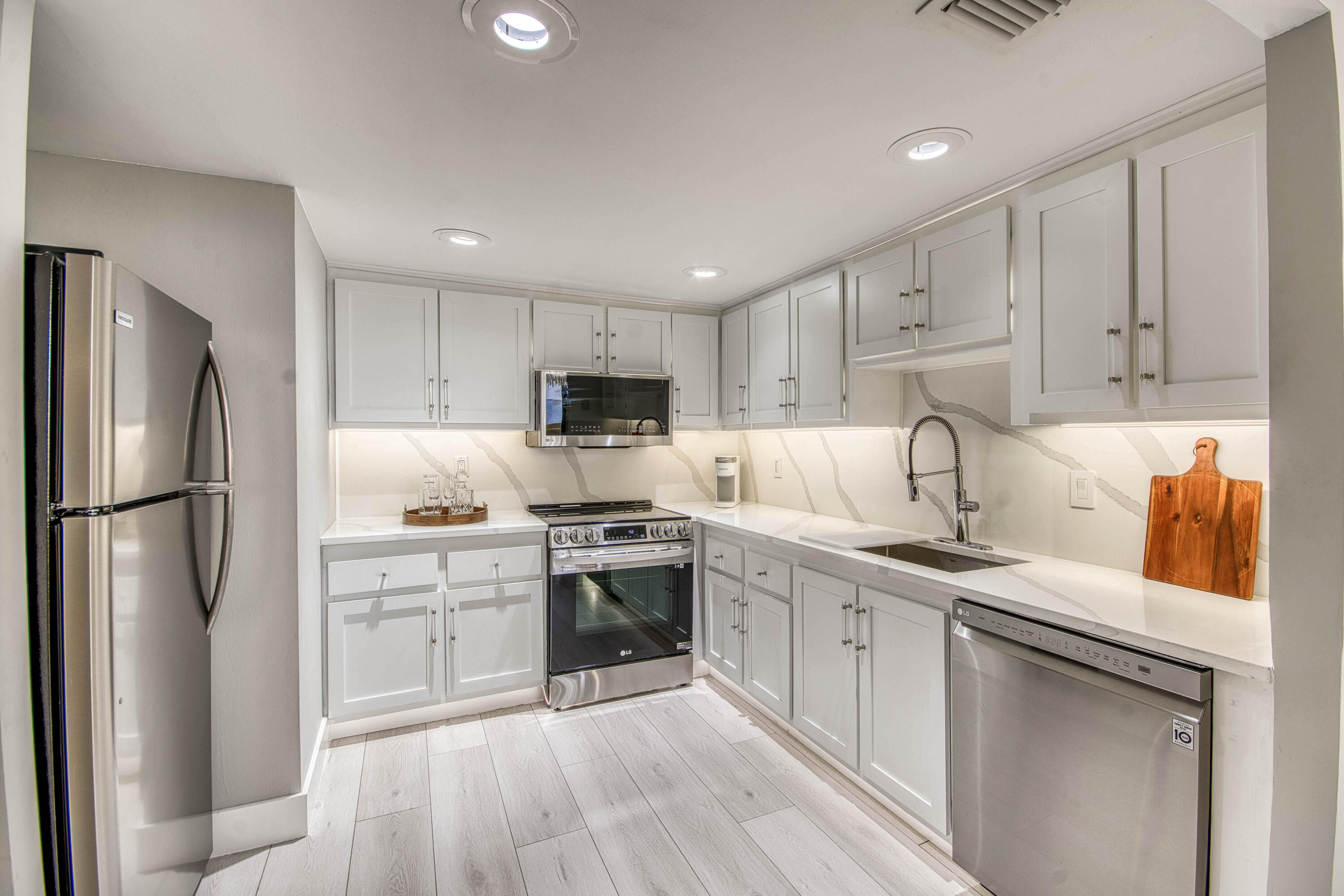 Phoenix Towers - Residential