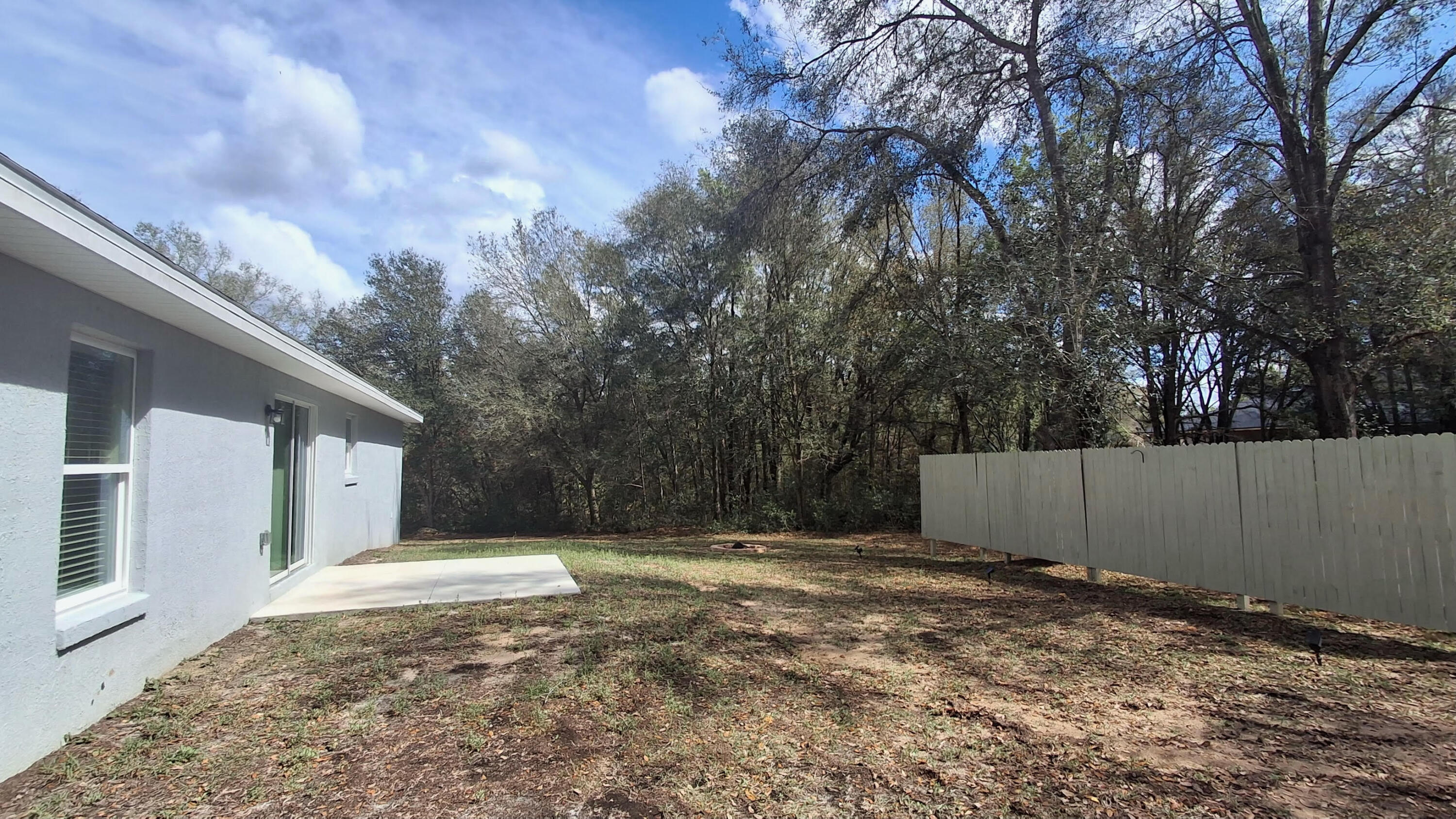 RAINBOW LAKES ESTATES SEC A - Residential Lease