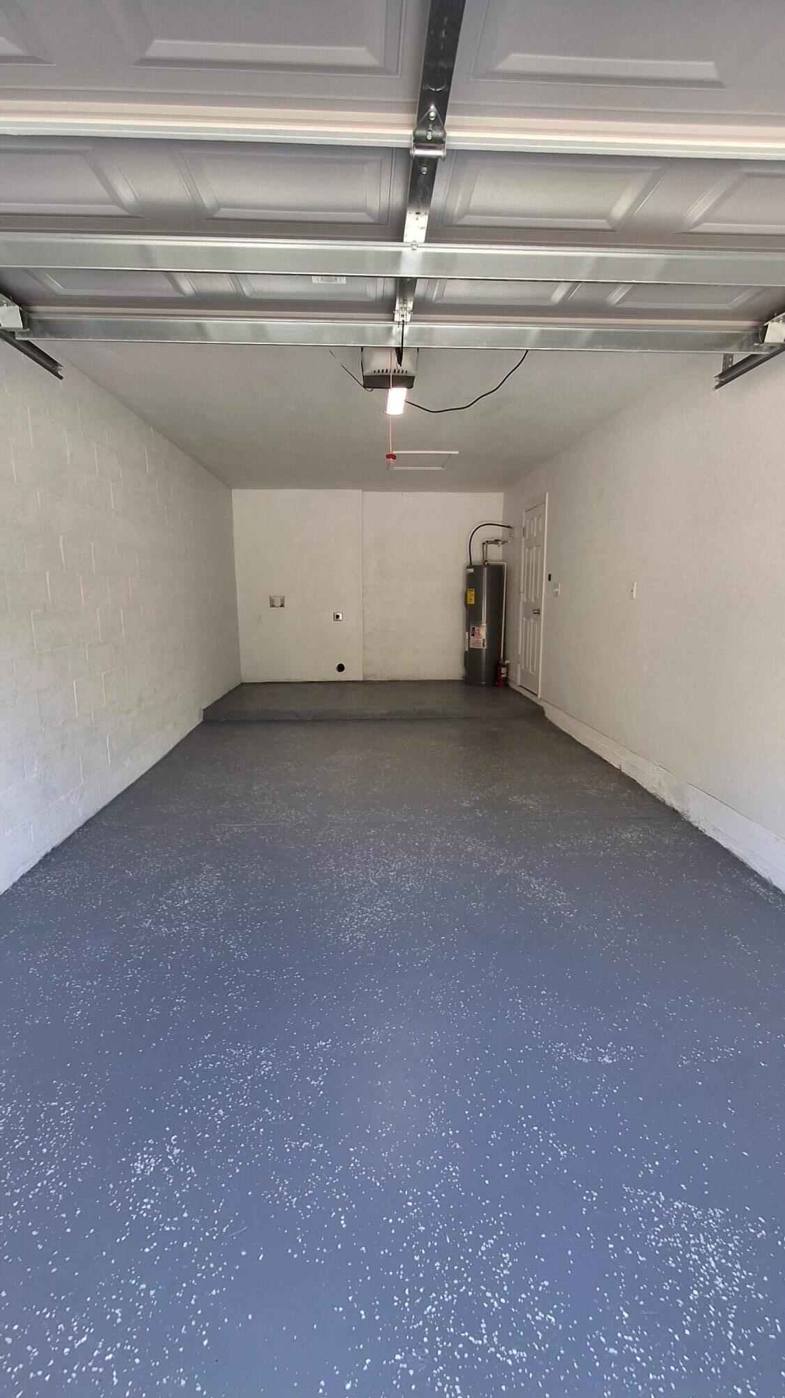 RAINBOW LAKES ESTATES SEC A - Residential Lease