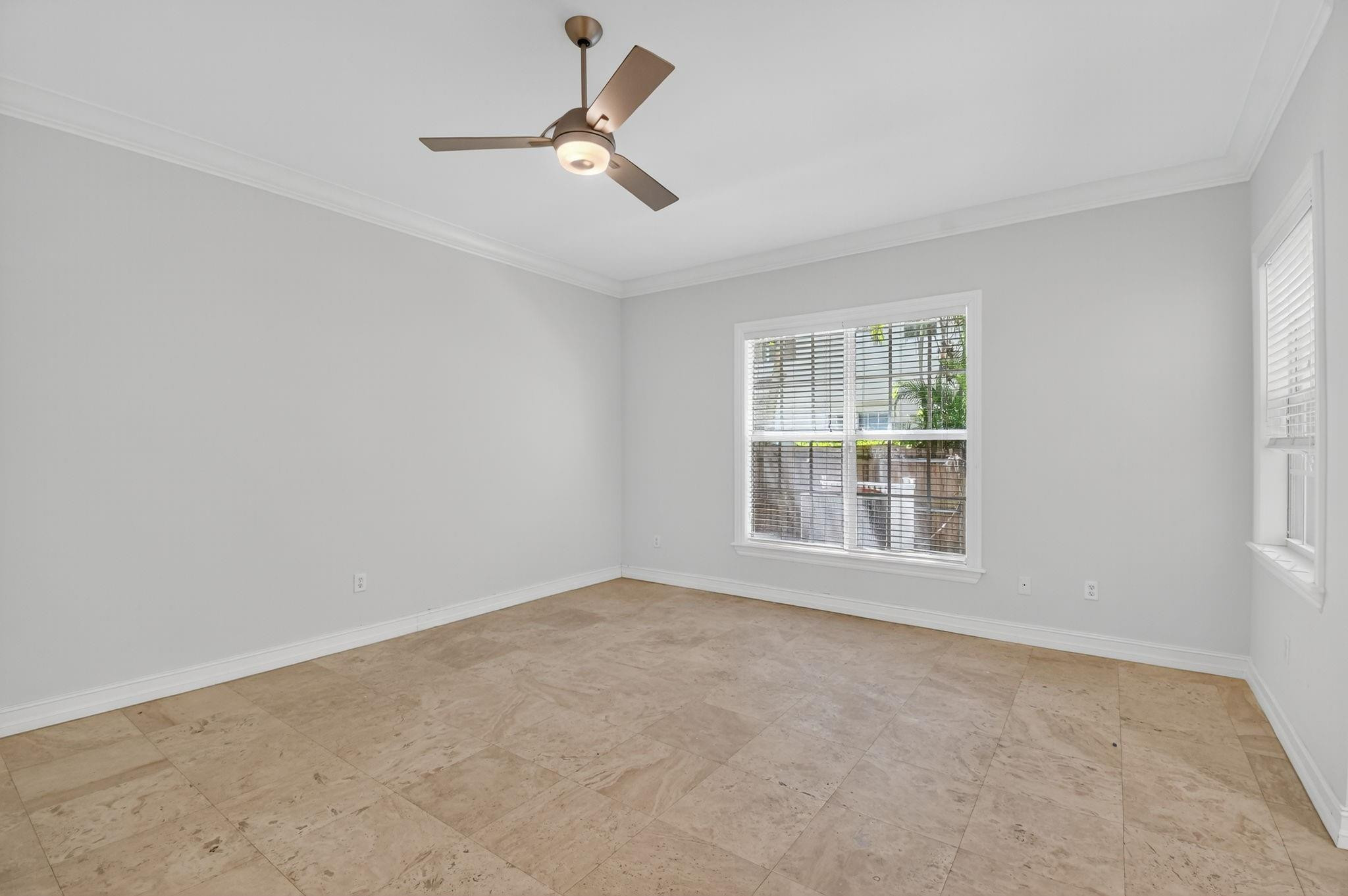 LAKERIDGE - Residential Lease