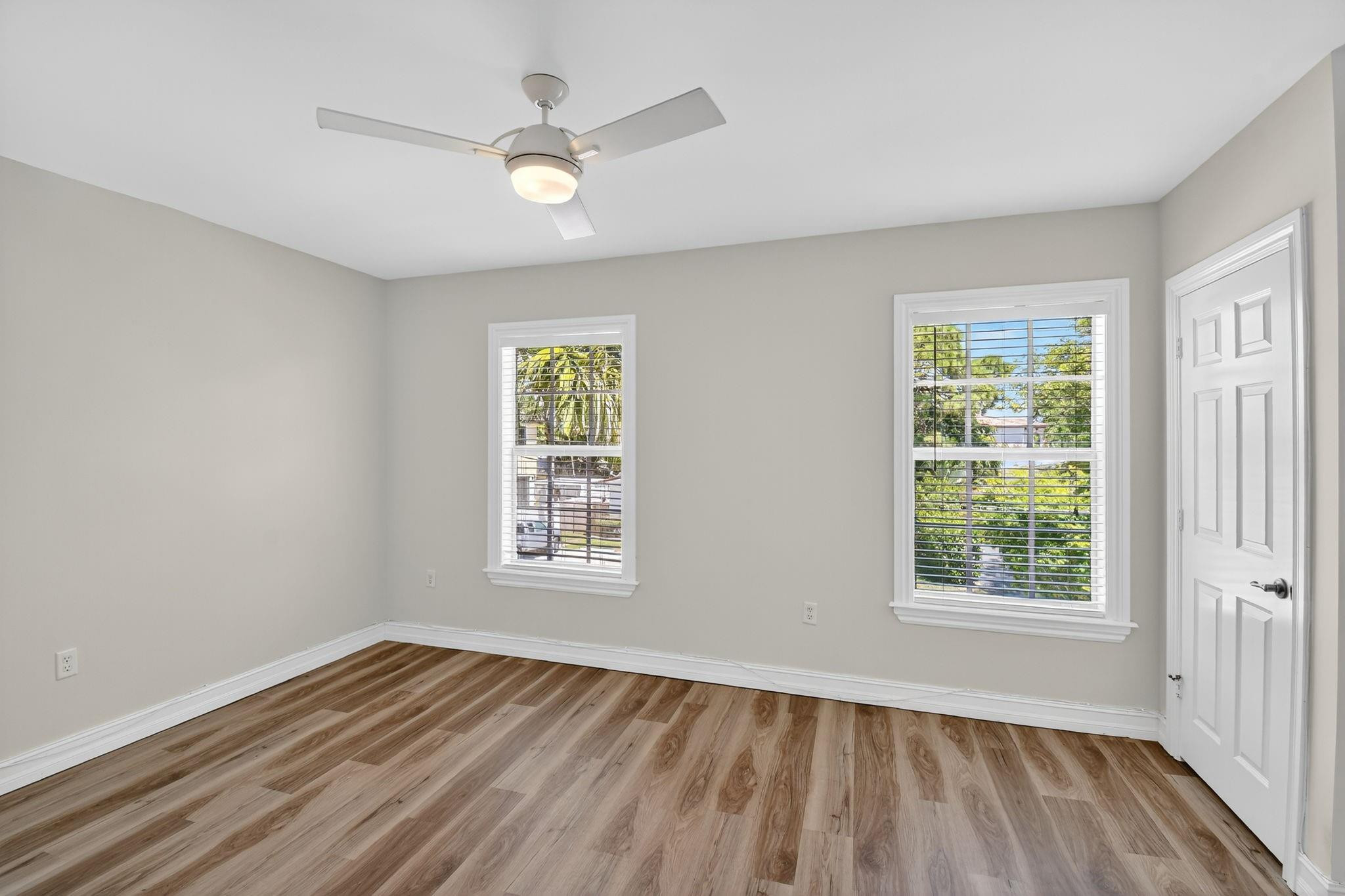 LAKERIDGE - Residential Lease