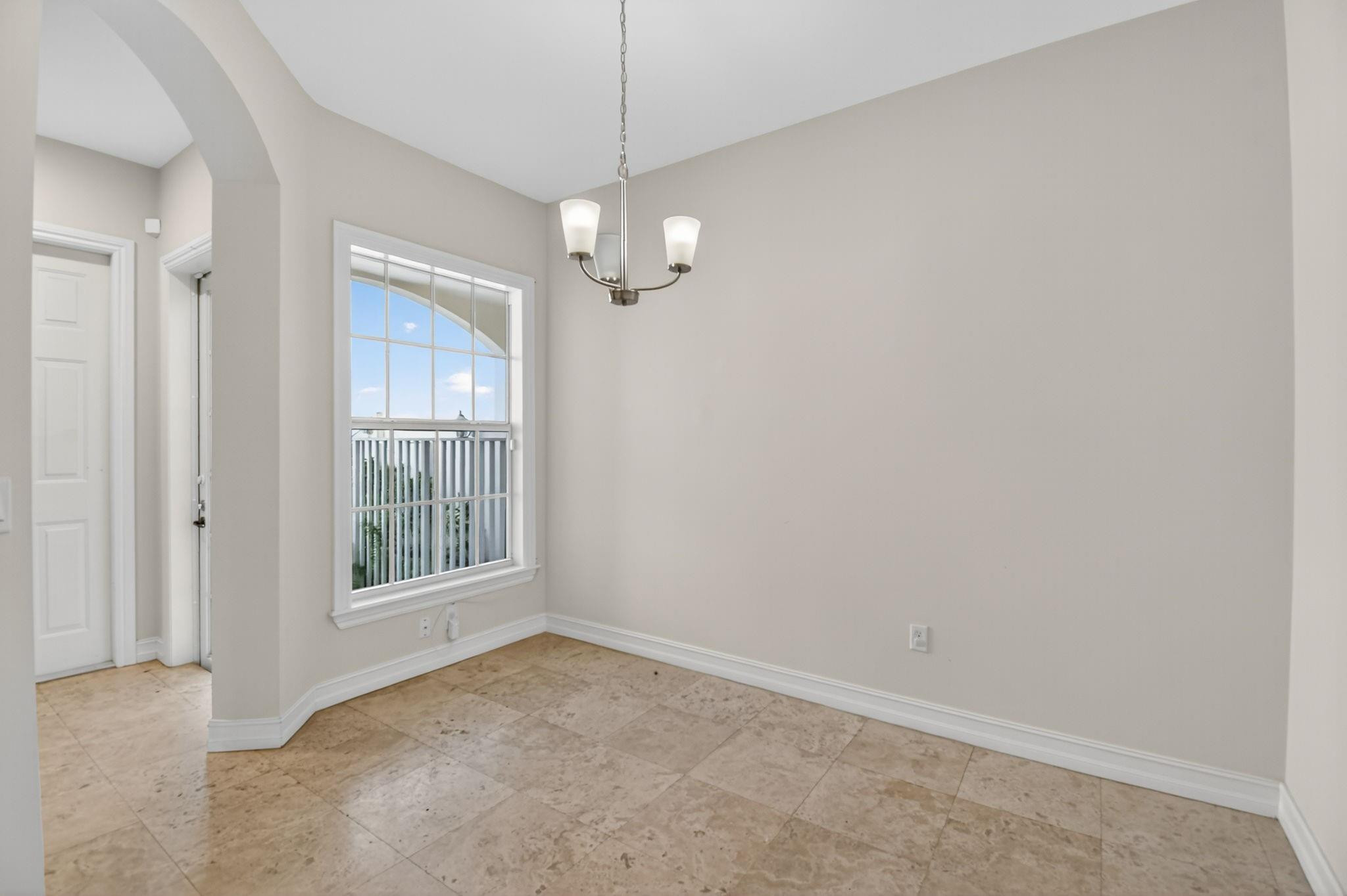 LAKERIDGE - Residential Lease