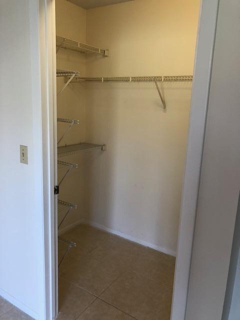 PALM LAKE CONDOS - Residential Lease