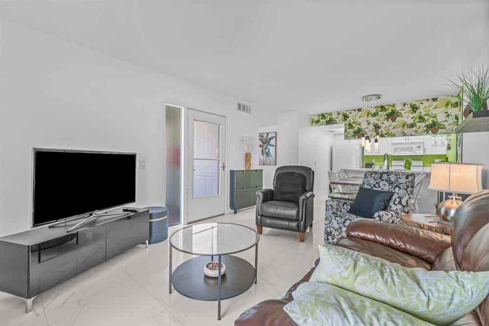 WATERSIDE VILLAGE OF PALM BEACH CONDO - Residential Lease