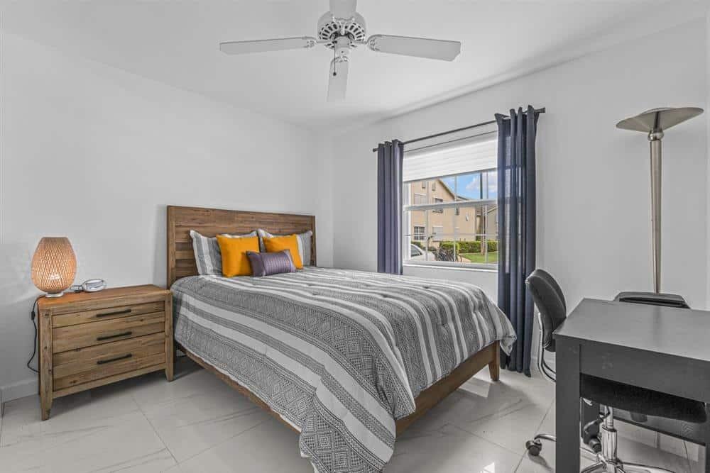 WATERSIDE VILLAGE OF PALM BEACH CONDO - Residential Lease