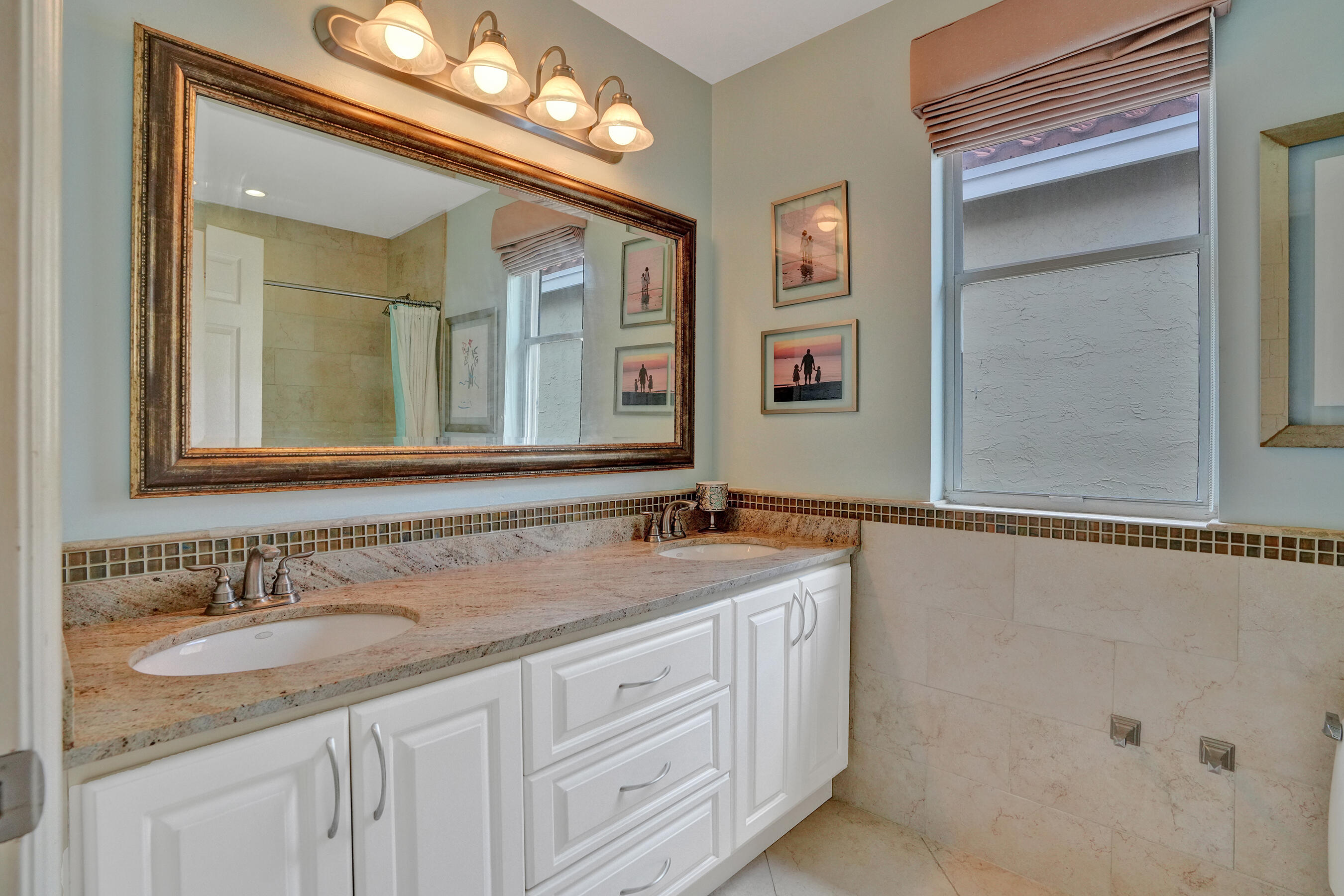 SILVER LAKES PHASE III - Residential