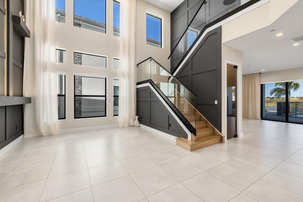 Photo of 13107 FEATHERING Way, Palm Beach Gardens, FL 33412 (MLS # B26094225)