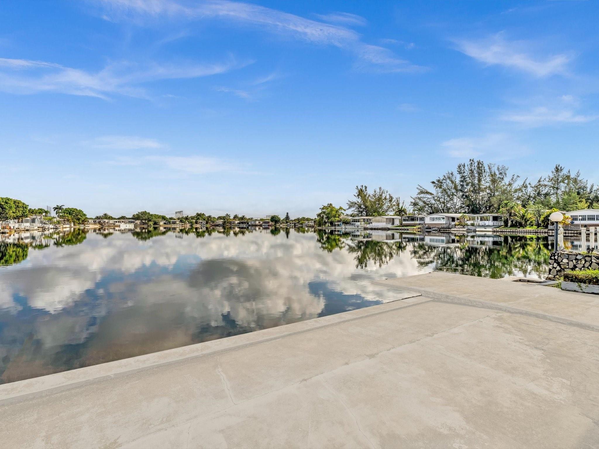 3137 SW 58th Pl
