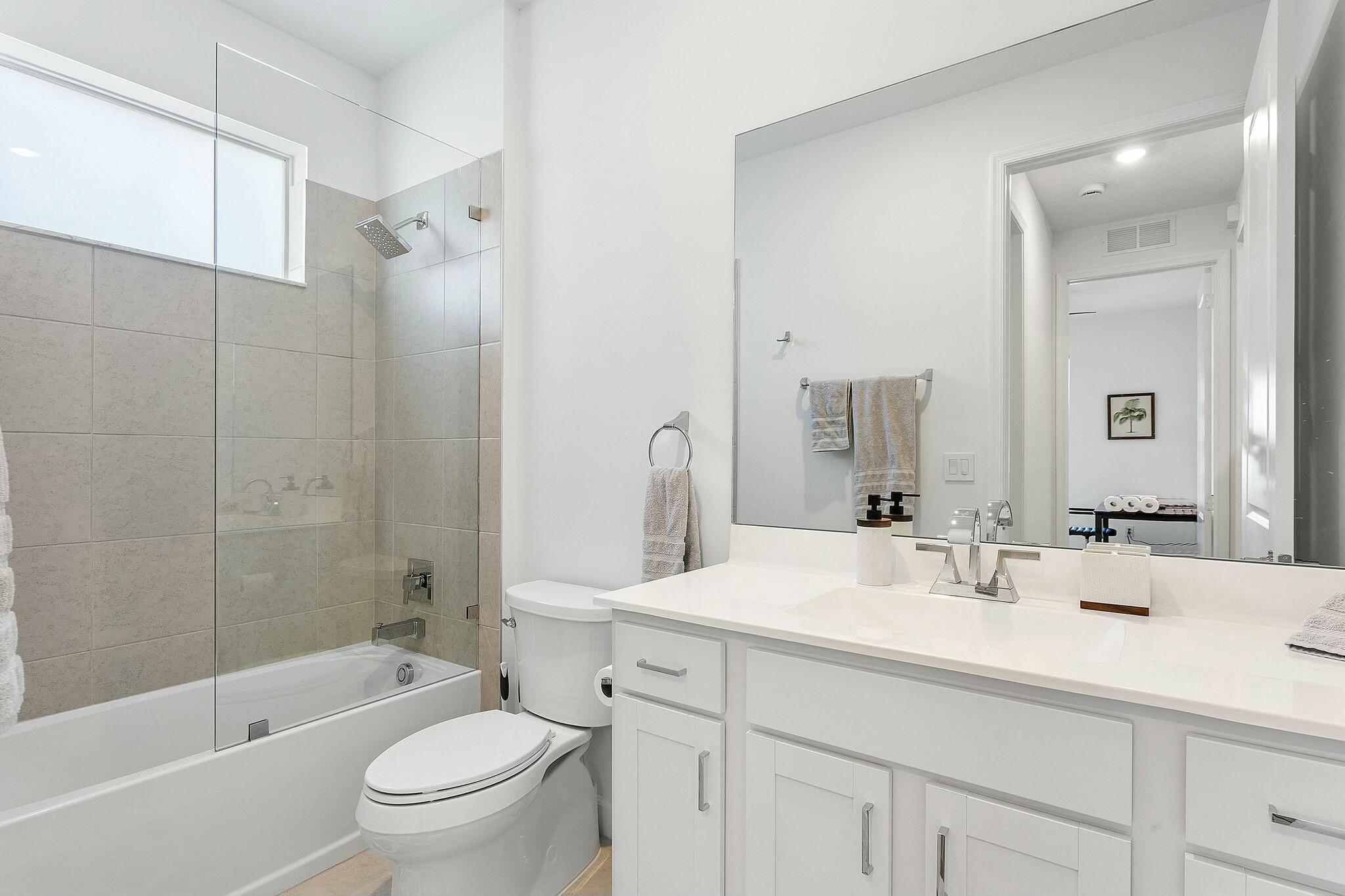 DELRAY TRAILS AT VILLA DE - Residential