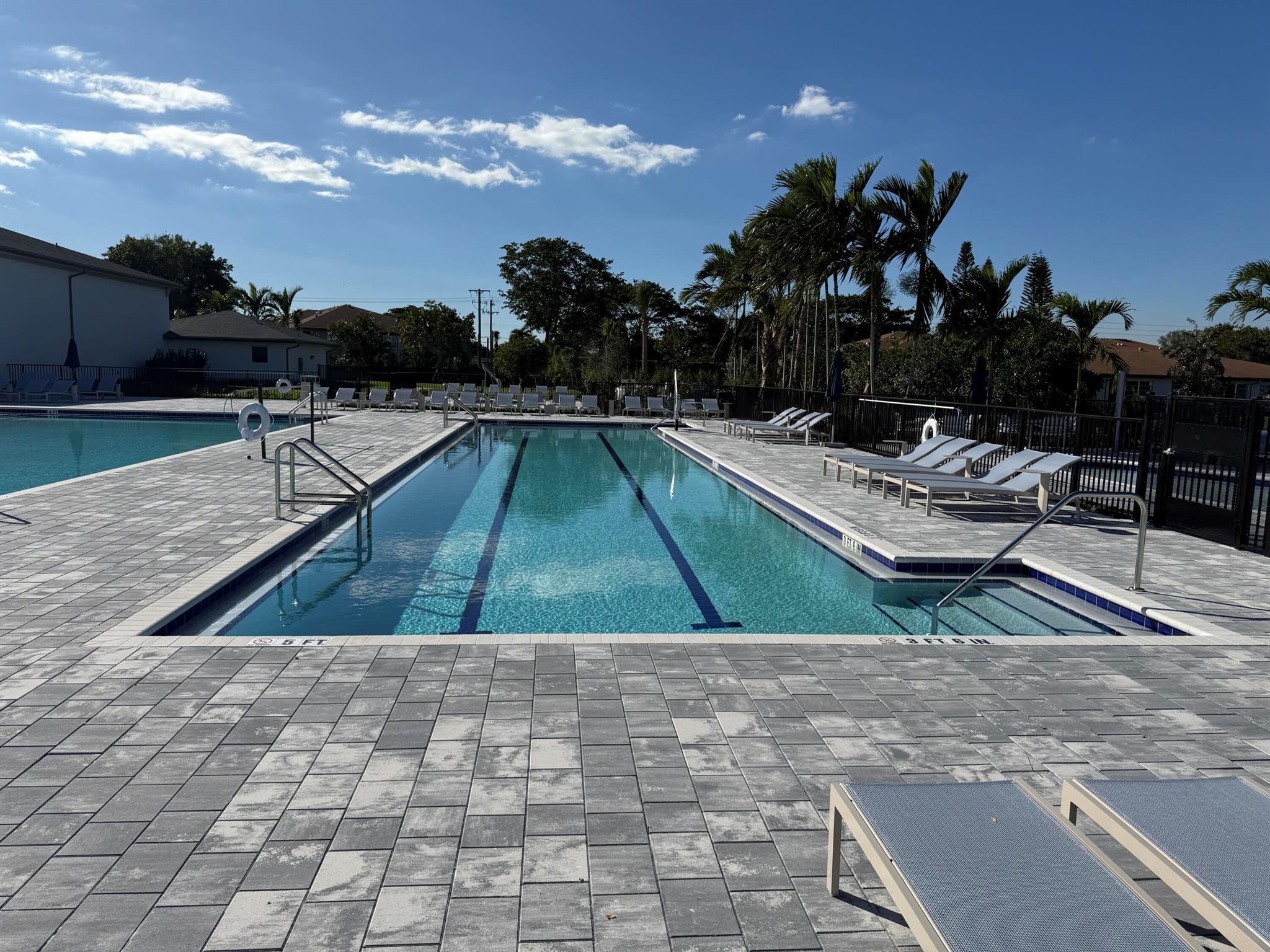 DELRAY TRAILS AT VILLA DE - Residential