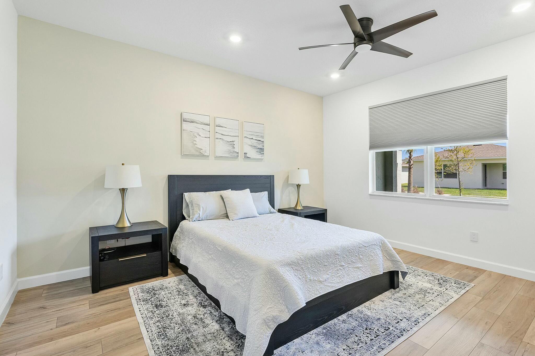 DELRAY TRAILS AT VILLA DE - Residential