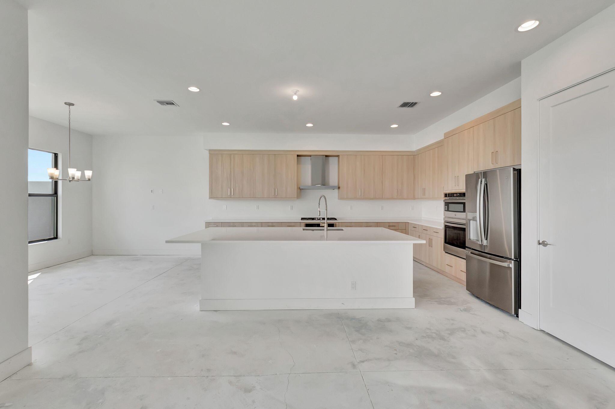 BOCA RATON GOLF COURSE PU - Residential