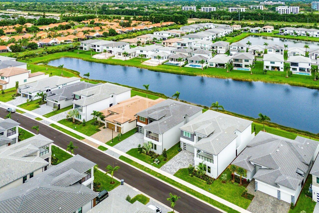 BOCA RATON GOLF COURSE PU - Residential