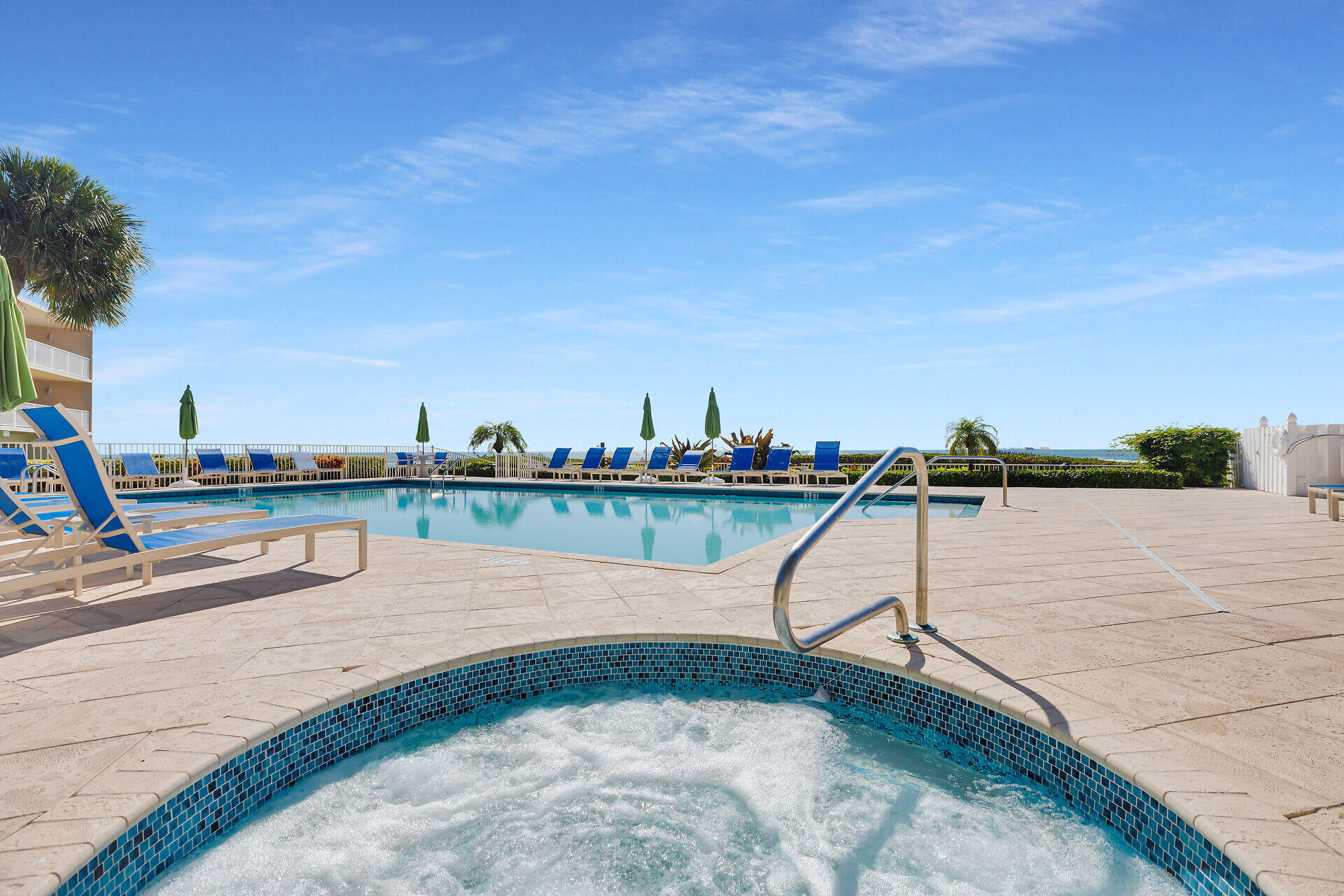 KEY COLONY POINT - Residential