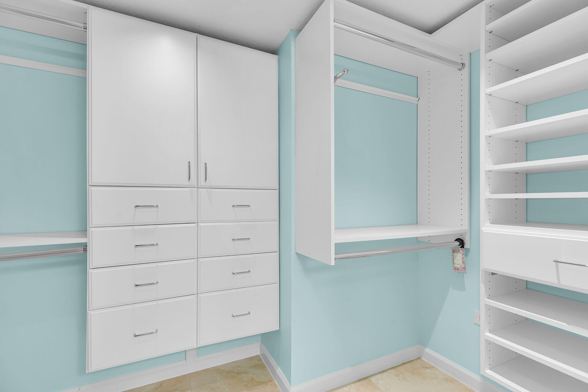 KEY COLONY POINT - Residential