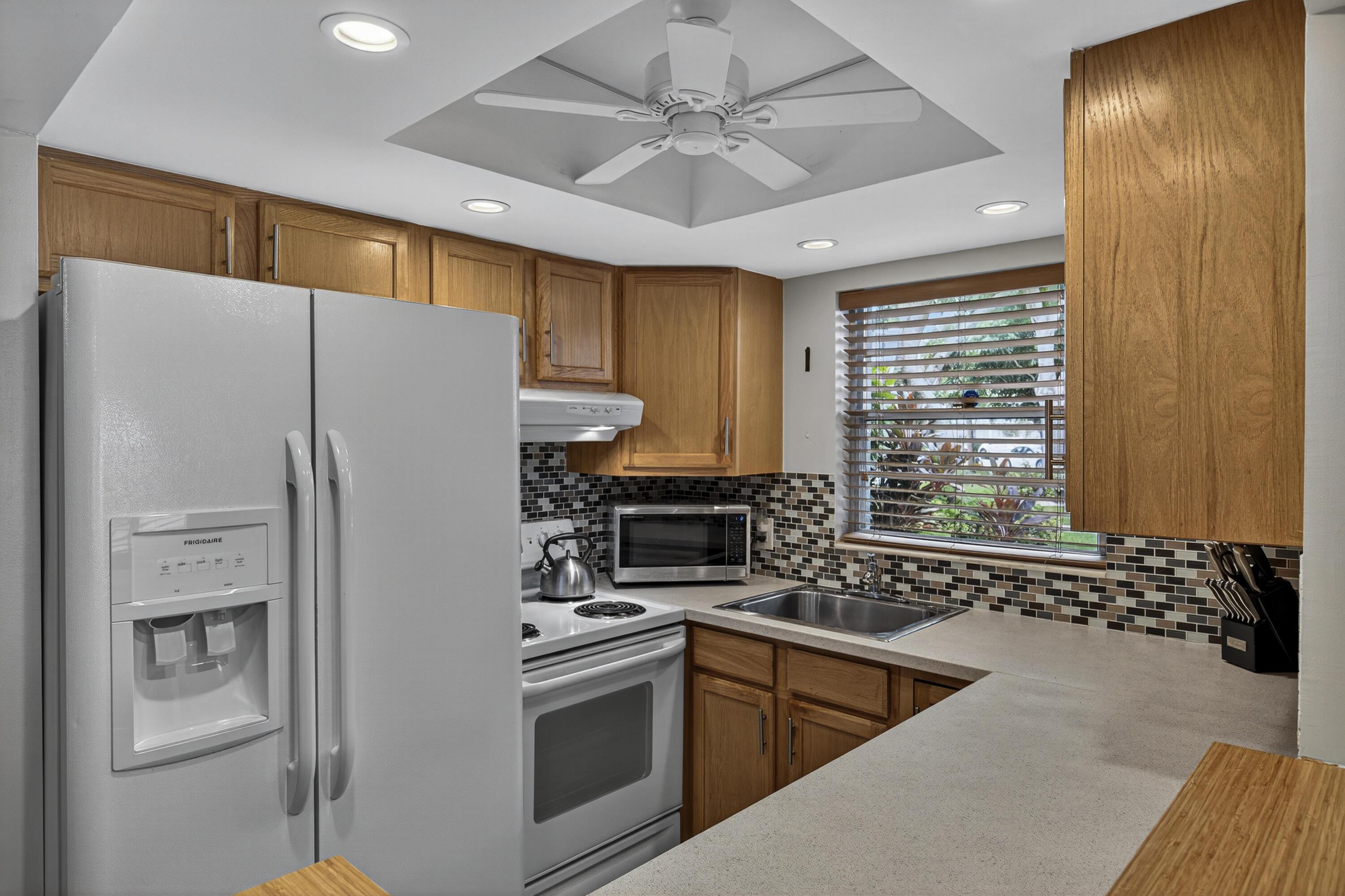 Properties 125 Newport I