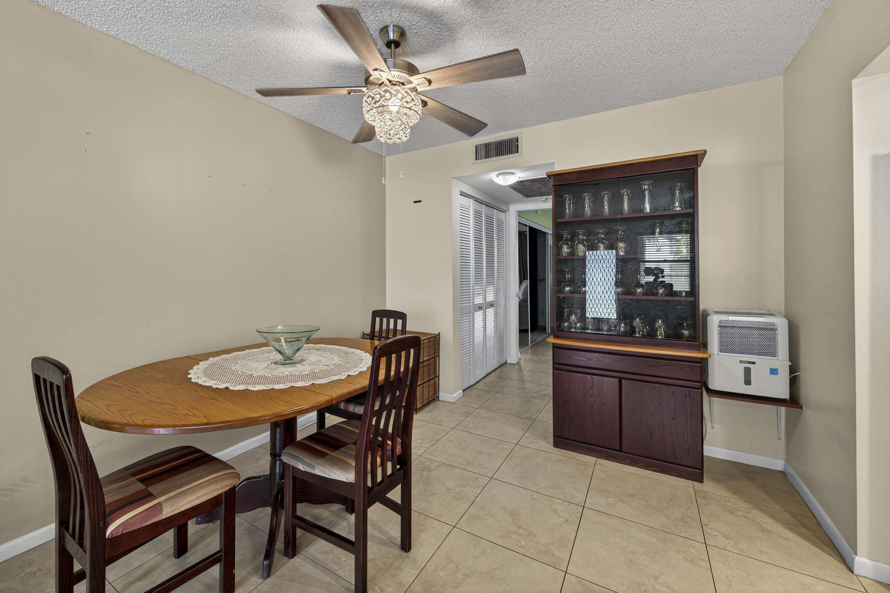 NEWPORT I CONDO - Residential Lease